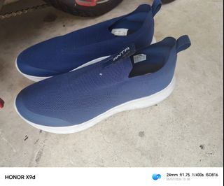 (Category: ) located in . Submitted by lelong.sg168 (Listing ID 1447723461, Image 1). Description: .