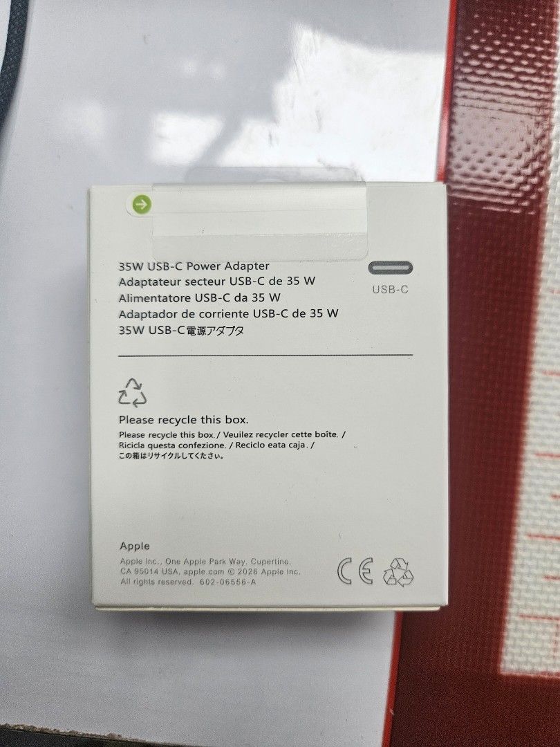 Apple 35wats charger for iphone apple product (Category: Chargers & Cables) located in Pasay City. Submitted by son_castor (Listing ID 1447694100, Image 3). Description: 20 wats apple charger good for iphone.