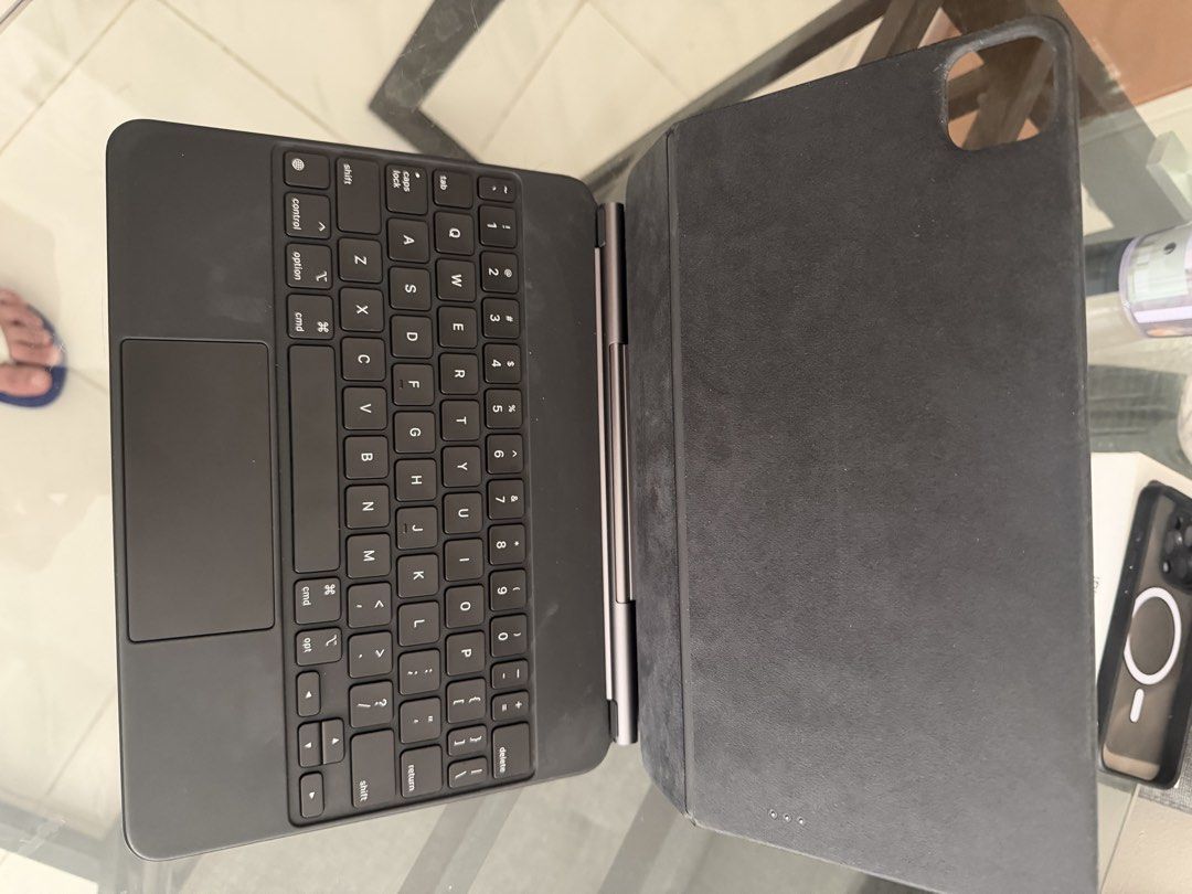 Apple Magic Keyboard for iPad Pro 11-inch (3rd Gen) (Category: Cases & Sleeves) located in Manila. Submitted by nigek (Listing ID 1447732223, Image 1). Description: - Black Magic Keyboard for iPad Pro 11-inch - Magnetic attachment - Built-in trackpad - Comfortable typing experience - Enhances productivity on the go.