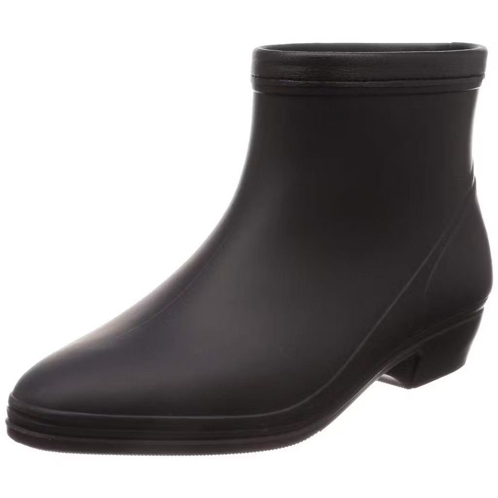 ASAHI Black Rubber Ankle Rain Boots 23cm (Category: Boots) located in Manila. Submitted by a.dr27 (Listing ID 1447773631, Image 2). Description: pasabuy from Japan, pero mali size ok for wide feet very pretty in actual! soft material, comfy isuot - ASAHI ankle rain boots - Made in Japan - Size 23.0 - Rubber material, ideal for rainy days - Simple, slip-on design wala na yung original box, ang flimsy kasi, palitan ko nalang ibang box.