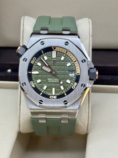 (Category: ) located in . Submitted by watchesbyjamesdy (Listing ID 1447752117, Image 1). Description: .