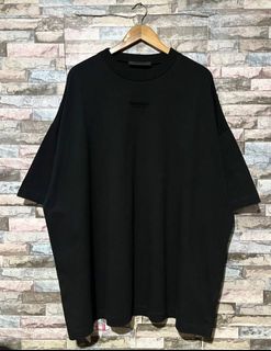 (Category: ) located in . Submitted by wewearworn (Listing ID 1447759208, Image 1). Description: .