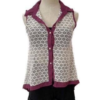 (Category: ) located in . Submitted by momentsofyouth.clothing (Listing ID 1447689121, Image 1). Description: .