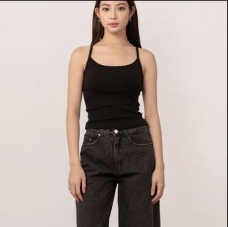 (Category: ) located in . Submitted by nisele_closet (Listing ID 1447755386, Image 1). Description: .