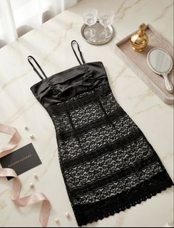 (Category: ) located in . Submitted by cee_store (Listing ID 1447827972, Image 1). Description: .