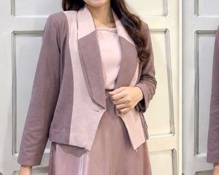 (Kategori: ) berada di . Dikirim oleh mitaprel (ID iklan 1447723845, Gambar 1). Deskripsi: .