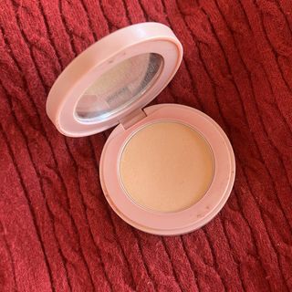 (Category: ) located in . Submitted by declutter_girliepop (Listing ID 1447720699, Image 1). Description: .