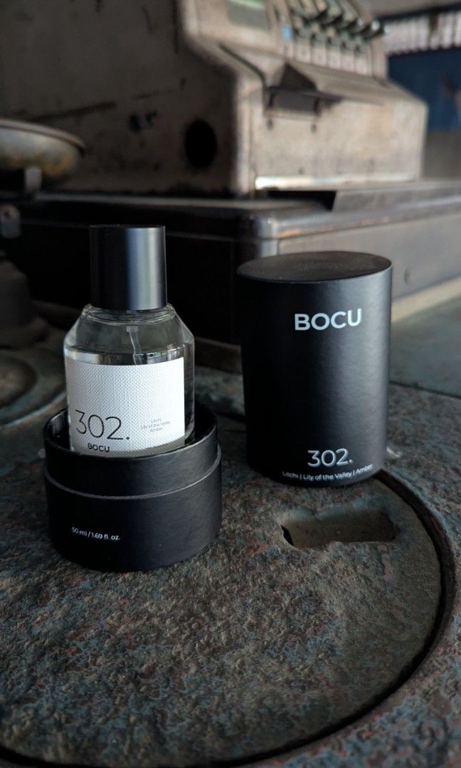 Bocu Eau de Parfum Women's 302 (Category: Fragrance & Deodorants) located in Binan City. Submitted by waffleypat (Listing ID 1447773292, Image 1). Description: Bought online (Bocu online store), and ended up not liking the scent as much once it was on me for too long. sprayed only 2 times. scent notes: Litchi / Lily of the Valley / Amber Original store price: 1,099 php RFS: Decluttering. SF shouldered by the buyer. Lalamove / j&t based in Biñan c