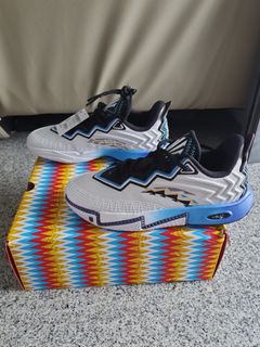 (Category: ) located in . Submitted by footvault (Listing ID 1447739897, Image 1). Description: .