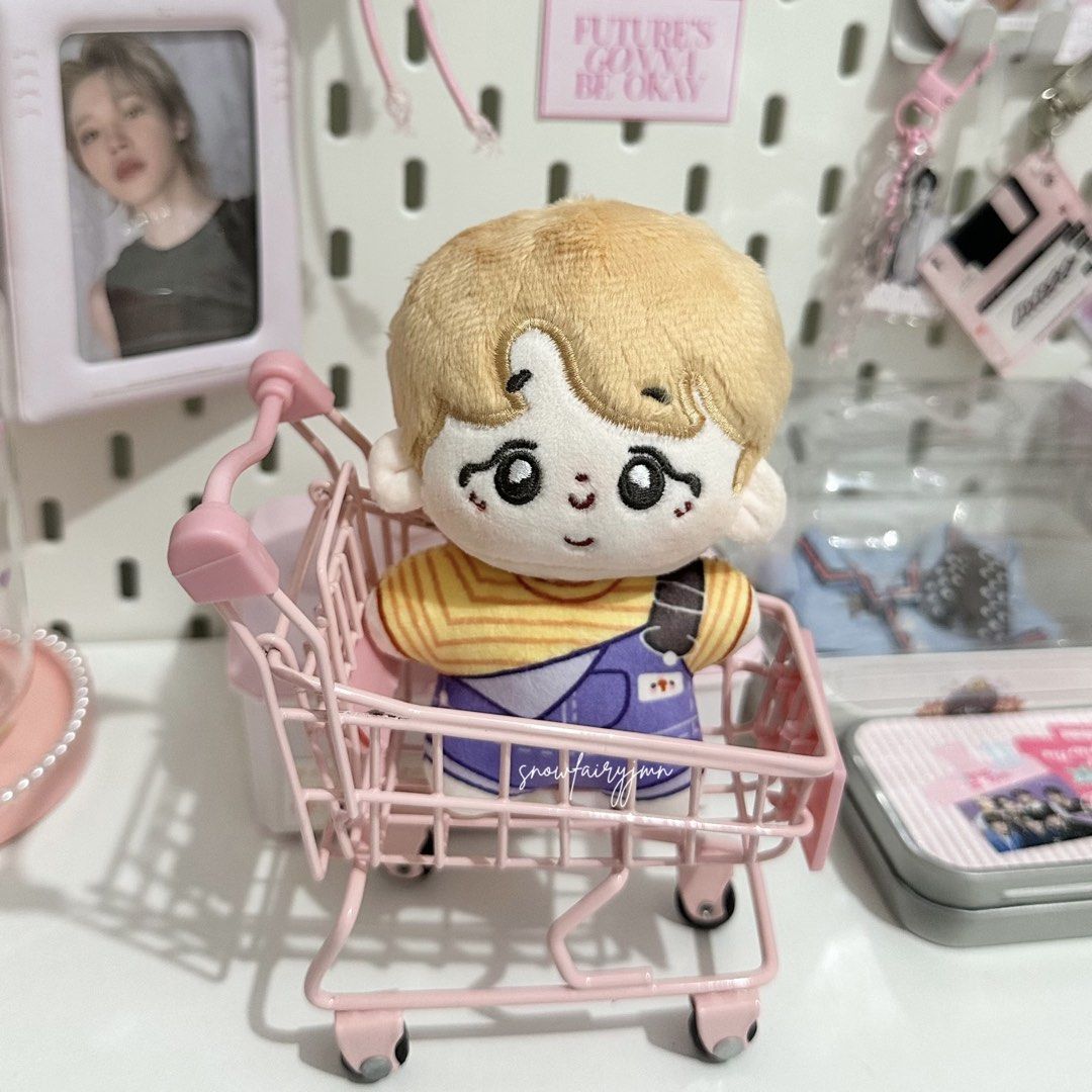 BTS JIMIN 10CM DOLL (Category: K-Wave Merchandise) located in Roxas City. Submitted by fairyminie (Listing ID 1447831534, Image 2). Description: wts lfb bts ph merch doll pc ✿ bts jimin 10cm doll peachim - 900 (sold) run bts (printed)- 650 • payo prio or dop with dp • onhand • loc: visayas • j&t | gcash or .
