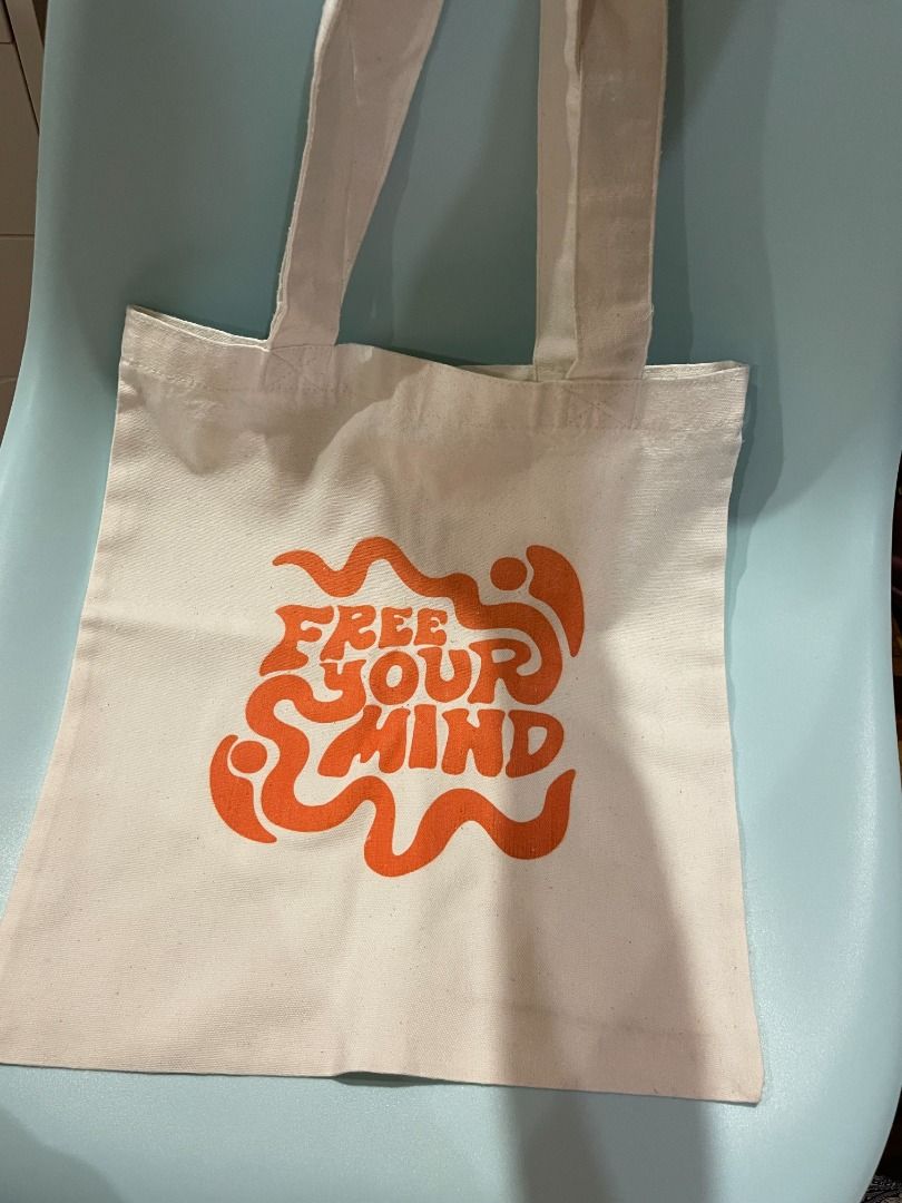Canvas Tote Bag (Category: Tote Bags) located in Paranaque City. Submitted by declutteringtherapy (Listing ID 1447865500, Image 1). Description: 💸 payment through gcash or bank transfer 🚚 delivery through lalamove/grab or j&t.