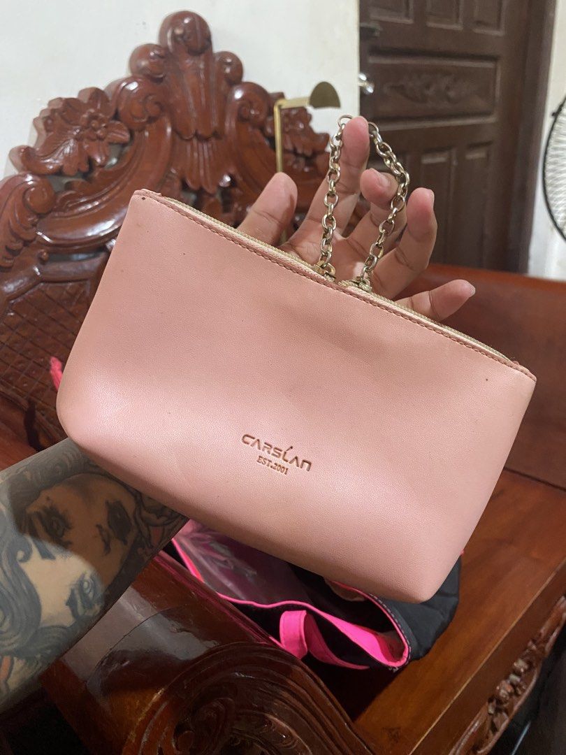 Carslan Wrislet Pink (Category: Luxury Bags & Wallets) located in Calauan. Submitted by _ramona (Listing ID 1447756149, Image 2). Description: .