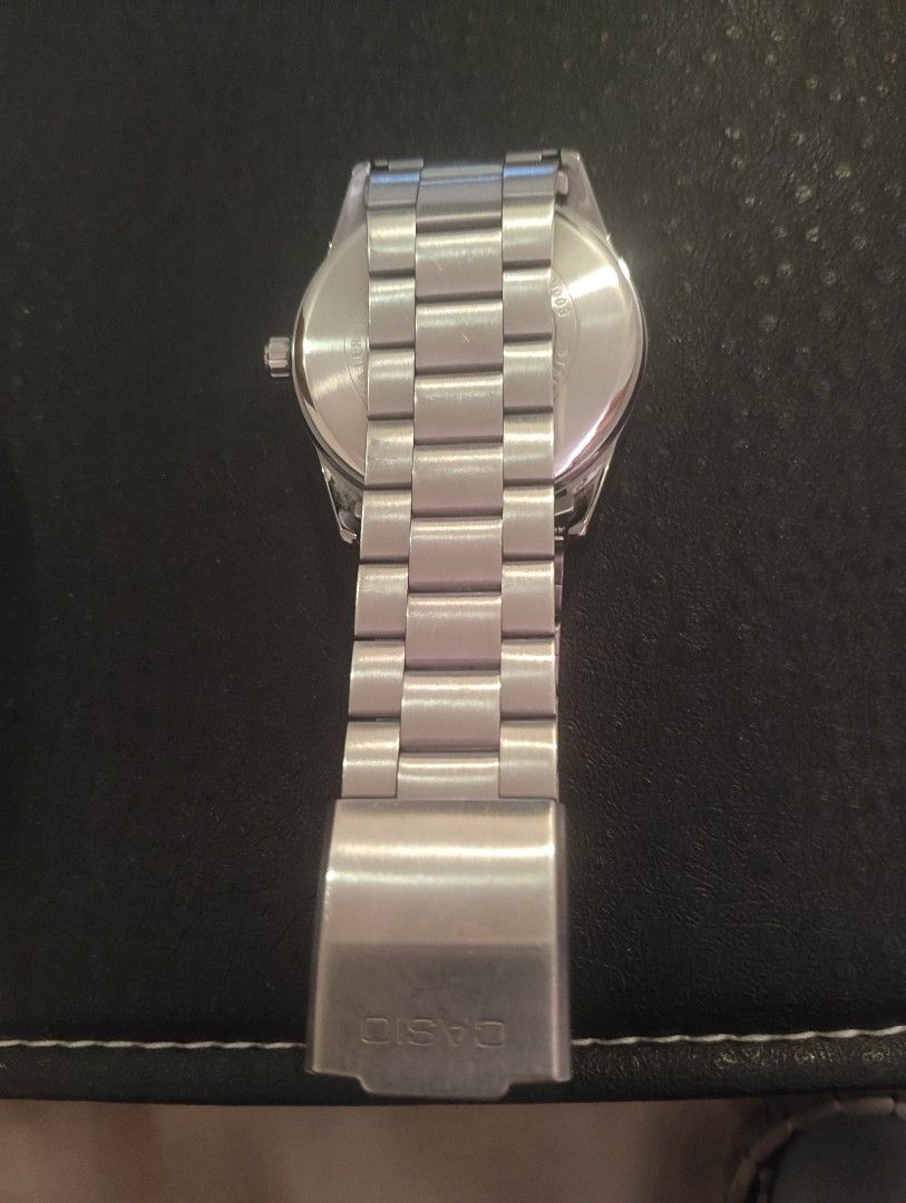 Casio (Category: Men's Watches) located in Manila. Submitted by dcsago (Listing ID 1447756612, Image 3). Description: no box.