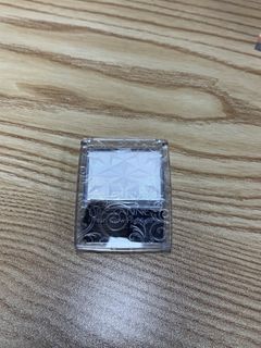 （分類：）位於 。 由 sammyyu332 提交（商品編號 1447711299，圖片 1）。簡介： 。