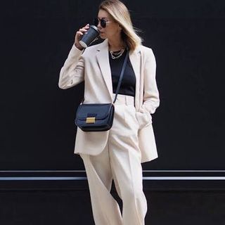 (Category: ) located in . Submitted by miszshoppaholic (Listing ID 1447815149, Image 1). Description: .