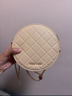 （分類：）位於 。 由 felix.sc 提交（商品編號 1447705226，圖片 1）。簡介： 。
