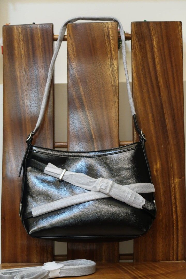 C&K Hobo bag buckled straps (Category: Shoulder Bags) located in Makati City. Submitted by krishtyle (Listing ID 1447741262, Image 1). Description: Remaining on-hand items nalang po ito. Actual photos posted. 650 each nalang po 📍Makati Gcash payment Can do lalamove around Metro Manila SF shouldered by the buyer Thank you!😊💕.