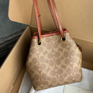 (Category: ) located in . Submitted by premiumoutlets. (Listing ID 1447760729, Image 1). Description: .