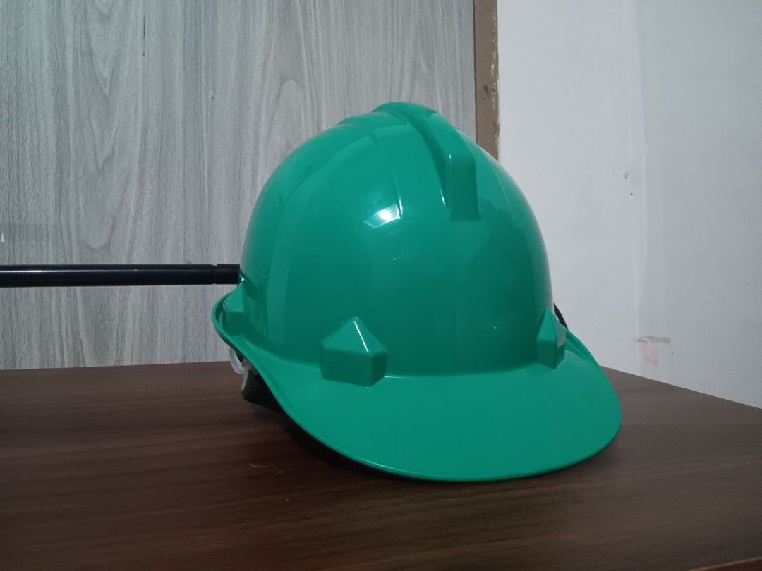 Construction Helmet (Category: Construction Tools & Equipment) located in Manila. Submitted by wiseflower.406e96 (Listing ID 1447691296, Image 1). Description: Blue Eagle Safety Helmet Tough-As-Nails Protection (Subok na Matibay): Gawa sa high-impact ABS plastic. Hindi madaling mabasag kaya ligtas ka sa mga bagsak-kagamitan o hindi inaasahang untog. No More Slipping (Eksakto ang Fit): May adjustable head strap na kasya sa sizes 55 cm hanggang 65 