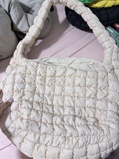 (Category: ) located in . Submitted by letsclearmycloset (Listing ID 1447824758, Image 1). Description: .