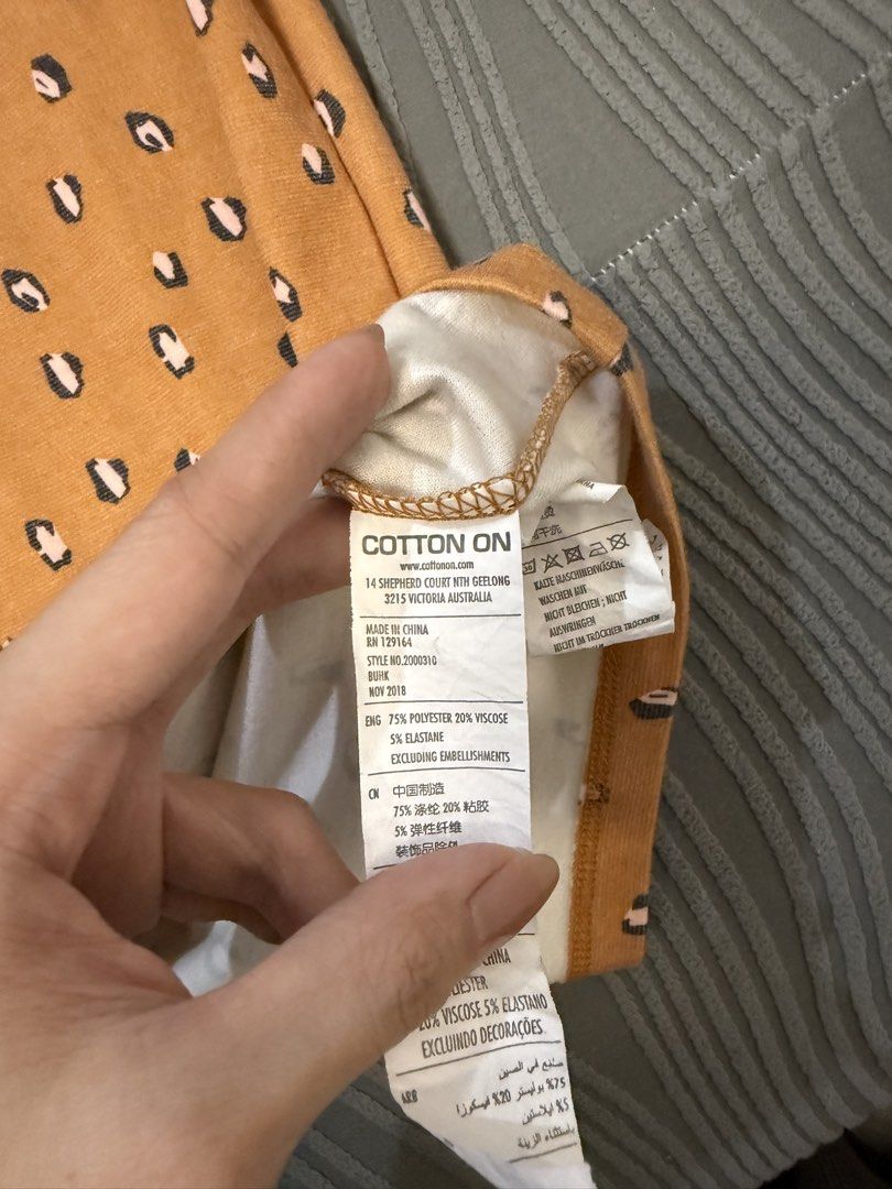 Cotton On Dress (Category: Dresses) located in Arayat. Submitted by decluk8 (Listing ID 1447880730, Image 2). Description: Can fit S-M Not used.