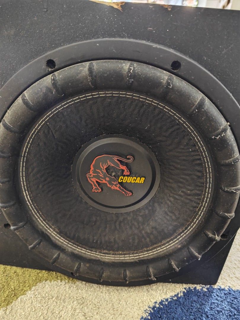 Cougar Subwoofer (Category: Soundbars, Speakers & Amplifiers) located in Kuala Lumpur. Submitted by nzmirsli (Listing ID 1447702037, Image 2). Description: Subwoofer brand cougar.