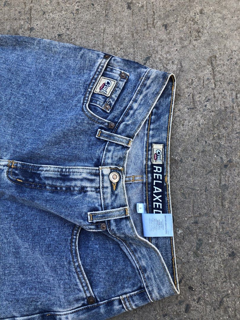 Cruel Girl Jeans (Category: Jeans) located in Imus. Submitted by chararatzx. (Listing ID 1447740591, Image 3). Description: Vintage cruel girl Like new condition Color rate 10/10 Thick and Heavy Hard denim crispy Issue:none Dimes:W28 L41 Thigh 12 Hem 7.