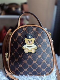(Category: ) located in . Submitted by bagsandbeyondbymj (Listing ID 1447753380, Image 1). Description: .