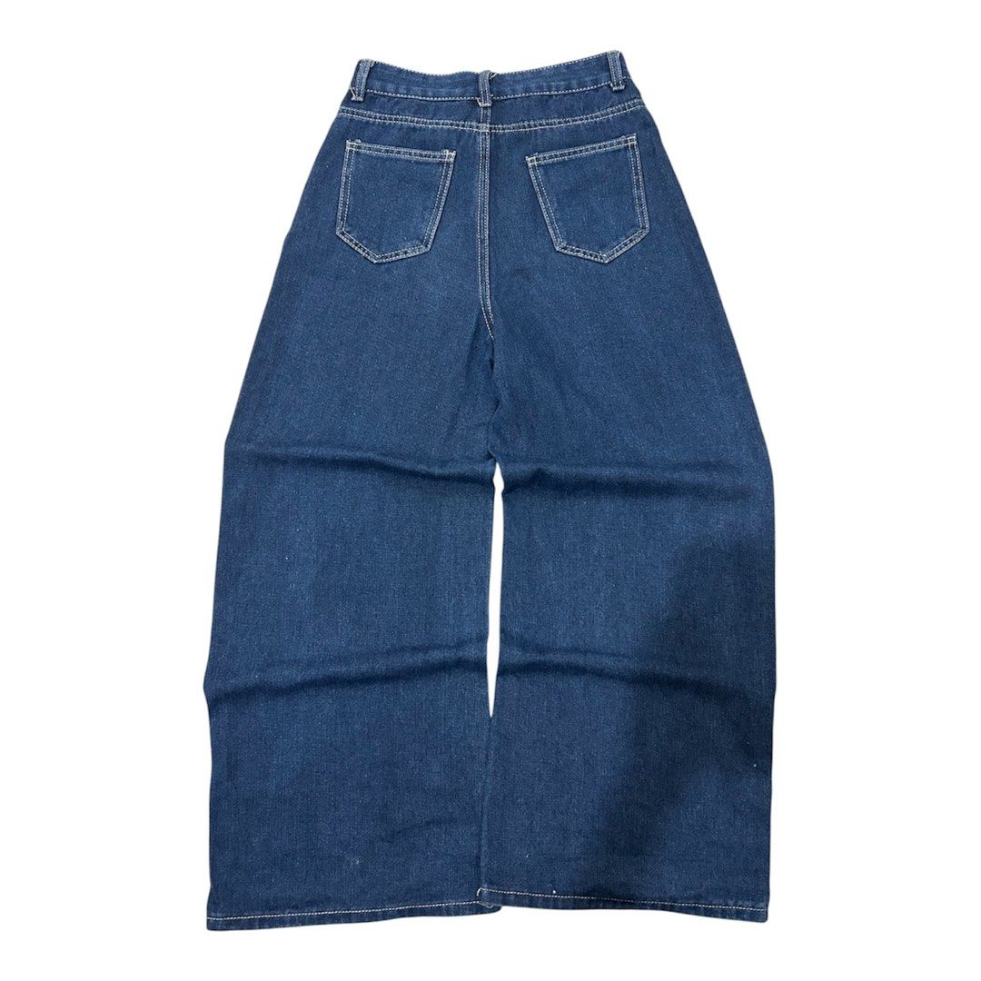 Dark Washed Baggy Jeans (Category: Jeans) located in Manila. Submitted by bonegarden (Listing ID 1447858256, Image 2). Description: NO TAGS ‼️ JNT/LALAMOVE PHP 299 + SF (NEGOTIABLE) LENGTH: 38 INCHES WIDTH: 13 INCHES.