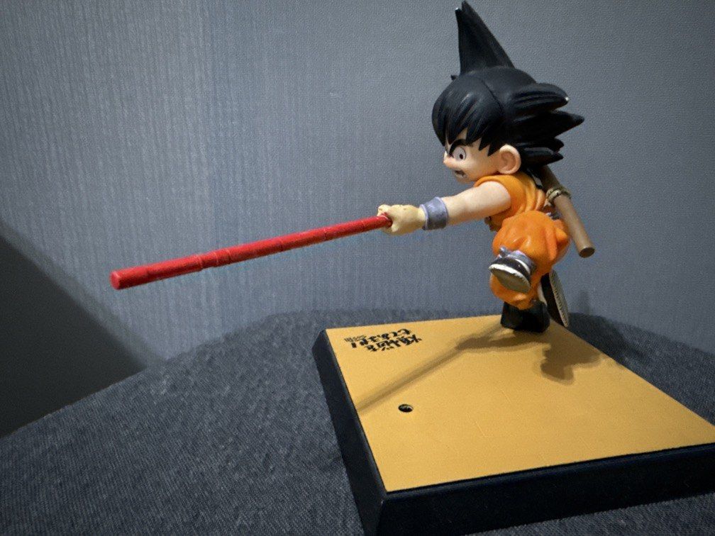 DBZ - Yuong Son Goku (Category: Toys & Games) located in Johor Bahru. Submitted by jomie23 (Listing ID 1447678551, Image 3). Description: Selling as in photo, - Original Banpresto - DIY Stand and Staff - Missing tail ( last photo ).