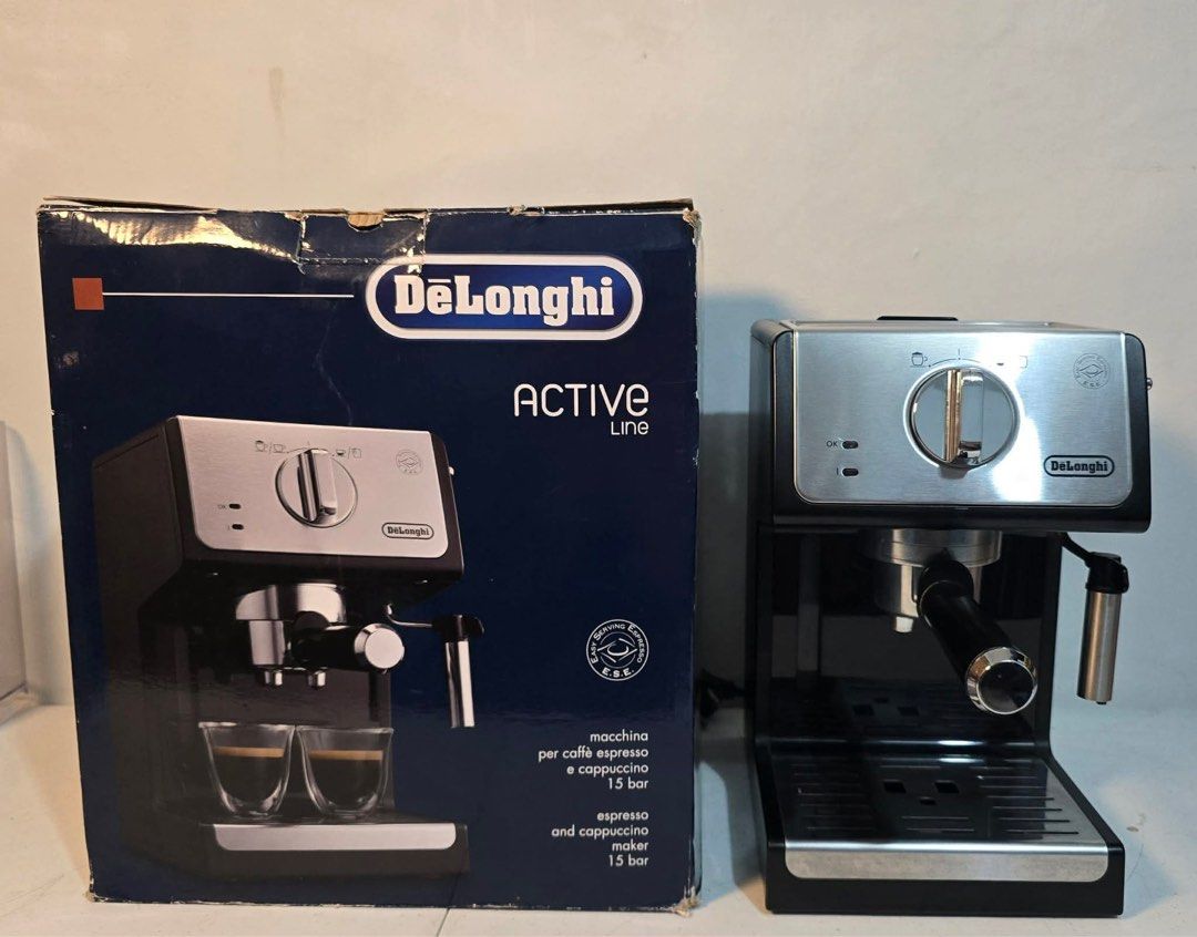 Delonghi Manual Pump Espresso Machine (Category: Coffee Machines & Makers) located in Taytay. Submitted by mikz_1303 (Listing ID 1447702848, Image 1). Description: Delonghi Manual Pump Espresso Machine 220V Inclusion Portafilter 3 filter cups No issue .