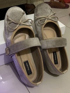 (Kategori: ) berada di . Dikirim oleh pinkjunkie (ID iklan 1447845053, Gambar 1). Deskripsi: .