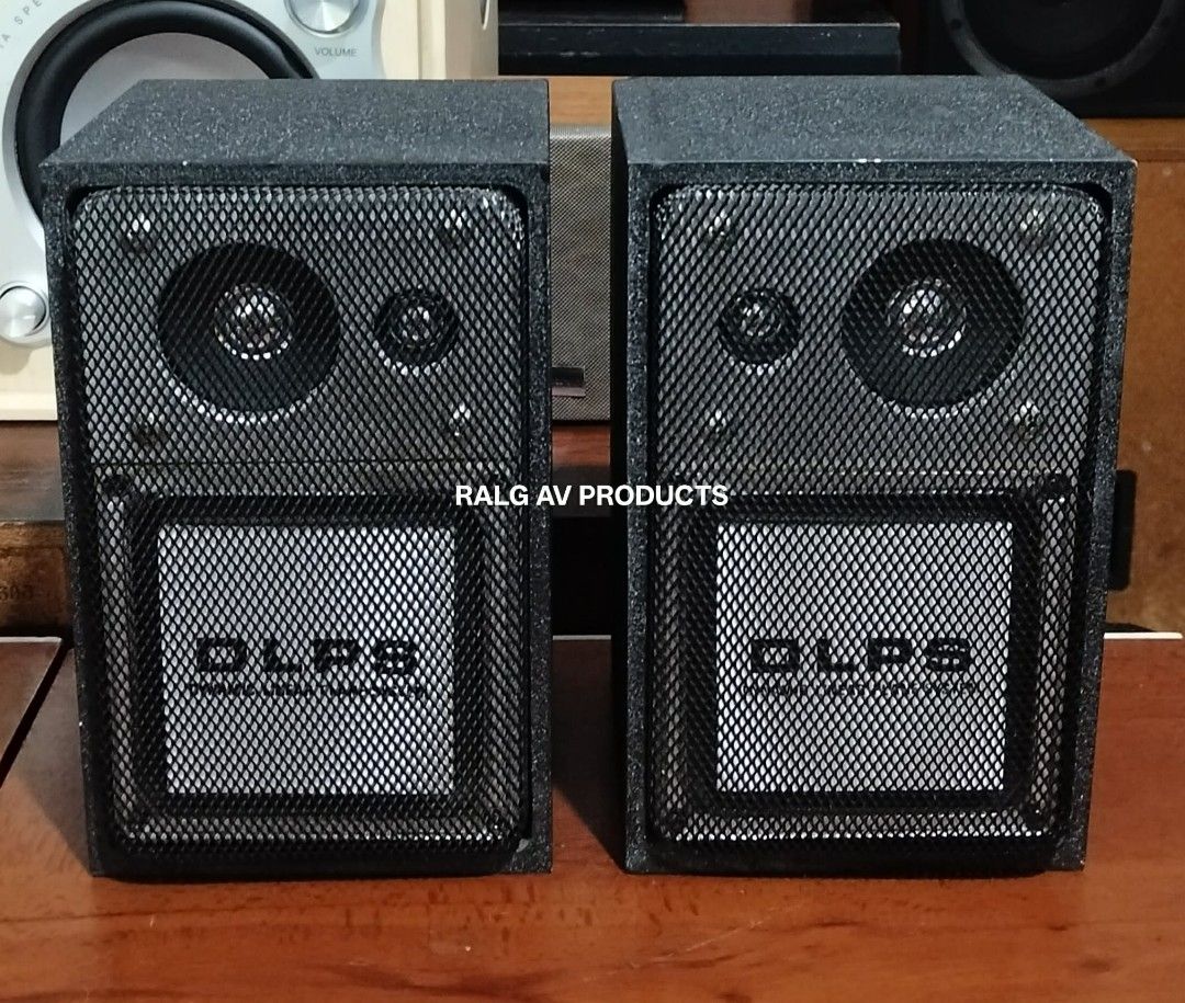 DLPS High Power Speaker System Model SE-200 (Category: Soundbars, Speakers & Amplifiers) located in Bulacan. Submitted by ronald277077025 (Listing ID 1447685074, Image 2). Description: DLPS PREMIUM 3 WAY MONITOR BOOKSHELF SPEAKER SE-200 60 WATTS 6 OHMS 4.5" FLAT SQUARE WOOFER HIFI MIDRANGE DOME TYPE TWEETER CERAMIC AIR TIGHT CABINET METALLIC MESH GRILLE EXCELLENT AUDIO QUALITY CAME FROM JAPAN DIMENSIONS; W12.5 x H19.5 x 11.5 cm Location: Sta Mari