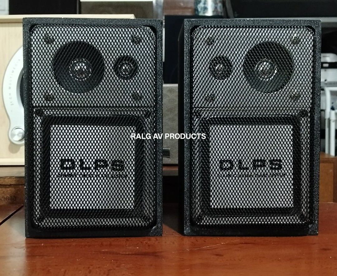 DLPS High Power Speaker System Model SE-200 (Category: Soundbars, Speakers & Amplifiers) located in Bulacan. Submitted by ronald277077025 (Listing ID 1447685074, Image 1). Description: DLPS PREMIUM 3 WAY MONITOR BOOKSHELF SPEAKER SE-200 60 WATTS 6 OHMS 4.5" FLAT SQUARE WOOFER HIFI MIDRANGE DOME TYPE TWEETER CERAMIC AIR TIGHT CABINET METALLIC MESH GRILLE EXCELLENT AUDIO QUALITY CAME FROM JAPAN DIMENSIONS; W12.5 x H19.5 x 11.5 cm Location: Sta Mari