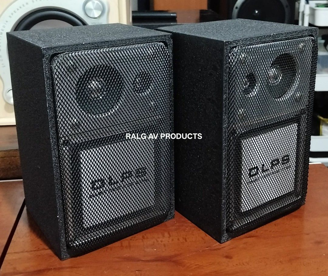 DLPS High Power Speaker System Model SE-200 (Category: Soundbars, Speakers & Amplifiers) located in Bulacan. Submitted by ronald277077025 (Listing ID 1447685074, Image 3). Description: DLPS PREMIUM 3 WAY MONITOR BOOKSHELF SPEAKER SE-200 60 WATTS 6 OHMS 4.5" FLAT SQUARE WOOFER HIFI MIDRANGE DOME TYPE TWEETER CERAMIC AIR TIGHT CABINET METALLIC MESH GRILLE EXCELLENT AUDIO QUALITY CAME FROM JAPAN DIMENSIONS; W12.5 x H19.5 x 11.5 cm Location: Sta Mari