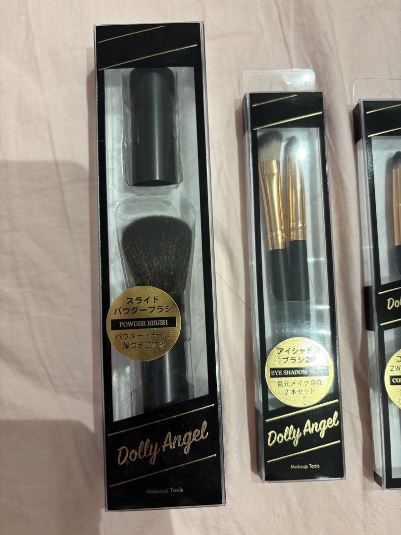 Dolly Angel Makeup Brush - 200 each (Category: Makeup) located in Quezon City. Submitted by kindakristelle2481 (Listing ID 1447723417, Image 2). Description: - Complete Dolly Angel makeup brush set - Perfect for a full face of makeup - All brushes are in their original packaging - Brand new and ready to use - Powder - Eyeshadow - Concealer - Foundation.
