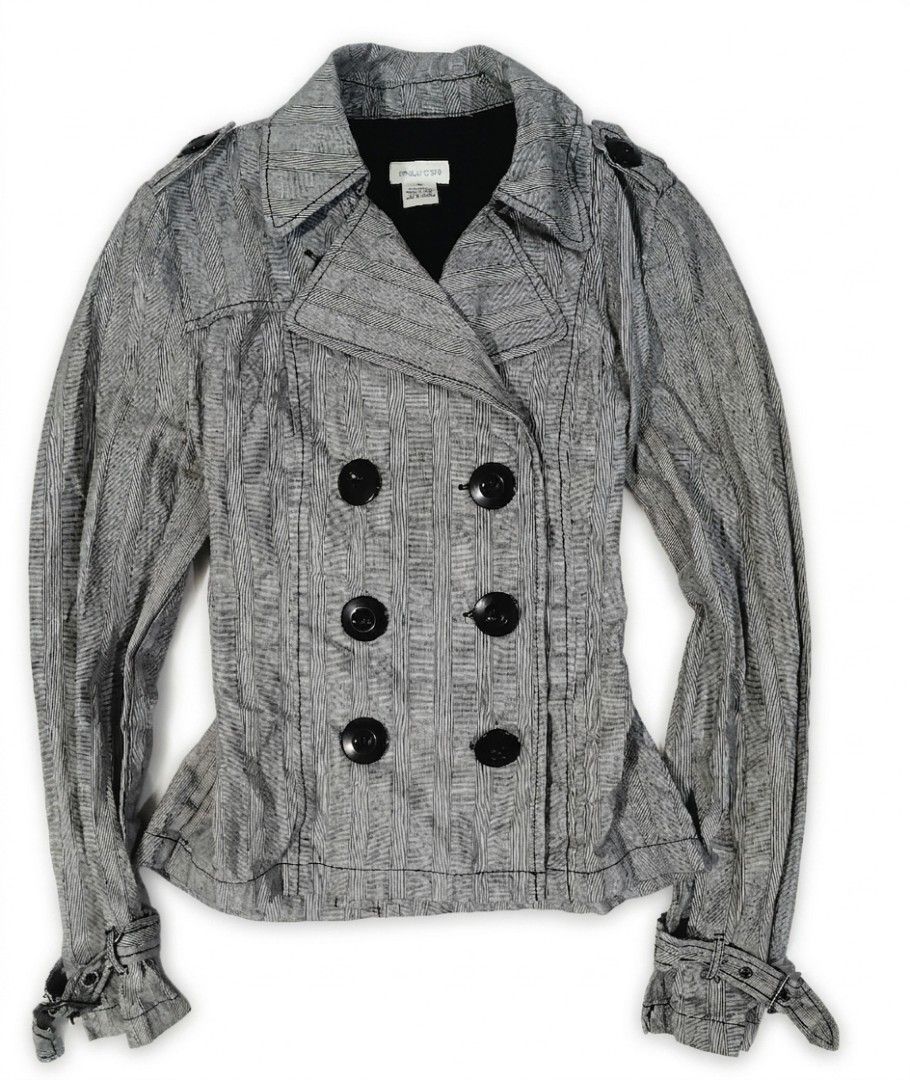 Double-breasted grey striped blazer-style jacket or a short trench jacket. (MEDIUM-LARGE) (Category: Coats, Jackets and Outerwear) located in San Pedro. Submitted by angelmcollective (Listing ID 1447845784, Image 1). Description: ₱150.00 sf c/o buyer 📍 san pedro, laguna dm to claim The only flaws are that the tie of the jacket is sadly missing, and there are some yellow stains from being stored for a long time. They may still come off with prope