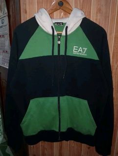 (Category: ) located in . Submitted by clothingselection (Listing ID 1447798087, Image 1). Description: .