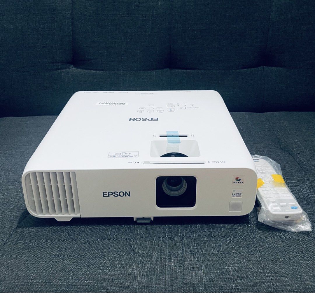 Epson EB-L260F Laser Projector (Category: Projectors) located in Makati City. Submitted by nerrizzamanalo (Listing ID 1447702847, Image 1). Description: Epson EB L260F (laser 4600 lumens) - Remote - HDMI - Power cord Taguig loc 09215306314.