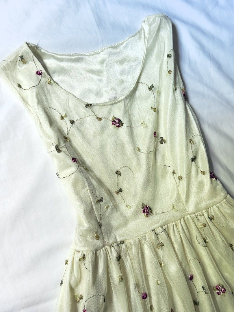 Floral Embroided Mesh Dress (Category: Dresses) located in Quezon City. Submitted by ajufitz_ig (Listing ID 1447738269, Image 2). Description: size: free size color: white mop: gcash mod: lalamove or j&t loc: sampaloc, manila - payment first policy and shipping fee must be shouldered by buyer 💌.