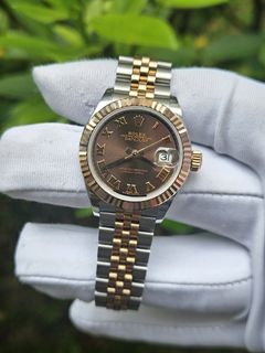 (Category: ) located in . Submitted by 2am.watches (Listing ID 1447852079, Image 1). Description: .