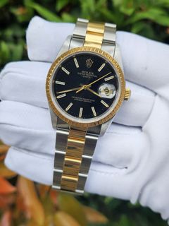 (Category: ) located in . Submitted by 2am.watches (Listing ID 1447856578, Image 1). Description: .