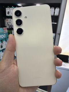 (Category: ) located in . Submitted by mymobile_serangoon (Listing ID 1379374545, Image 1). Description: .