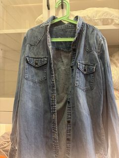 (Category: ) located in . Submitted by destashingmycloset (Listing ID 1447796165, Image 1). Description: .