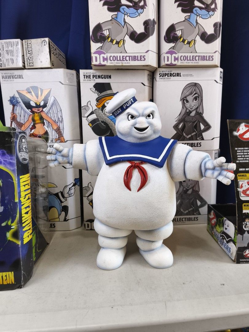 Ghostbusters Stay Puft Marshmallow Man Figure (Category: Figurines & Statues) located in Makati City. Submitted by jetpiraterecords (Listing ID 1447702849, Image 2). Description: - Iconic Stay Puft NECA - Stands tall and ready for action. - A must-have for any Ghostbusters fan or collector. - Adds a fun and classic pop to any display or collection..