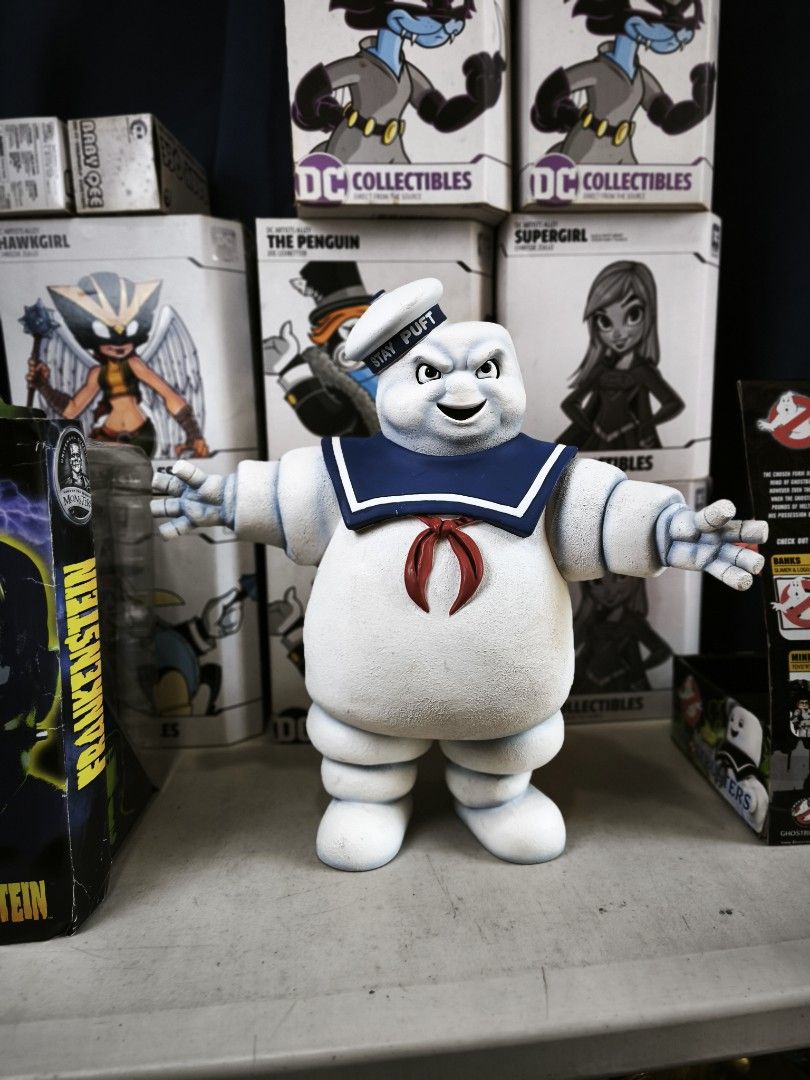 Ghostbusters Stay Puft Marshmallow Man Figure (Category: Figurines & Statues) located in Makati City. Submitted by jetpiraterecords (Listing ID 1447702849, Image 3). Description: - Iconic Stay Puft NECA - Stands tall and ready for action. - A must-have for any Ghostbusters fan or collector. - Adds a fun and classic pop to any display or collection..