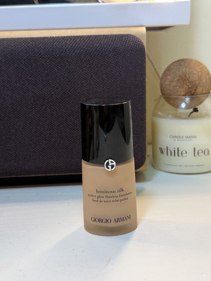 Giorgio Armani Luminous Silk (shade: 4.5) (Category: Makeup) located in Manila. Submitted by camshiecas10497 (Listing ID 1447843606, Image 1). Description: .