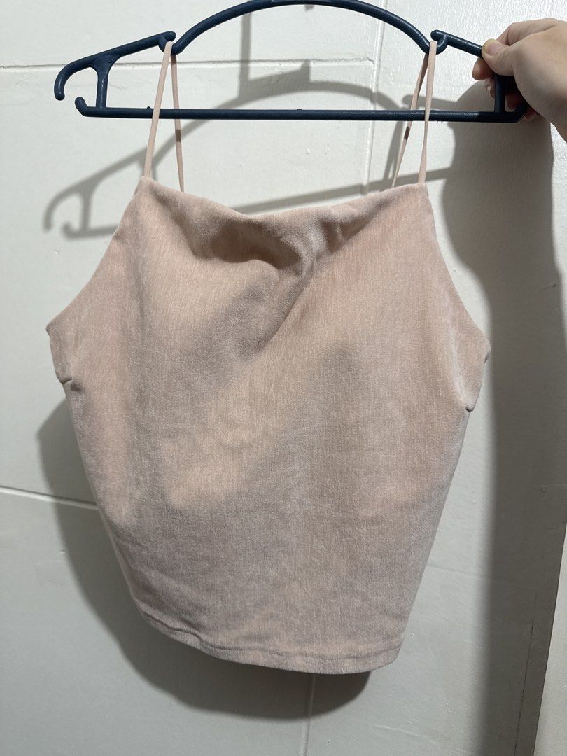 GU Pink Velvet Spaghetti Strap Crop Top (Category: Sleeveless) located in Quezon City. Submitted by ktfsp (Listing ID 1447792486, Image 1). Description: - Pink velvet crop top from GU - Soft and comfy material - Features spaghetti straps - Versatile for layering or wearing alone - Padded, with built-in bra - No tags but never worn - Size L.