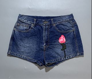 (Category: ) located in . Submitted by thrift_trap (Listing ID 1447768118, Image 1). Description: .