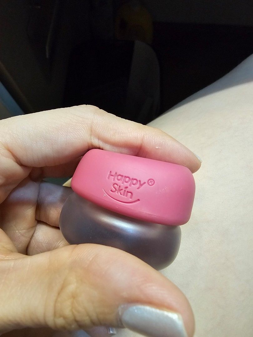 Happy Skin Mallow Pot Berry Fluff (Category: Makeup) located in Quezon City. Submitted by closetjordy (Listing ID 1447842851, Image 2). Description: Reason for Selling: Too many blushes.